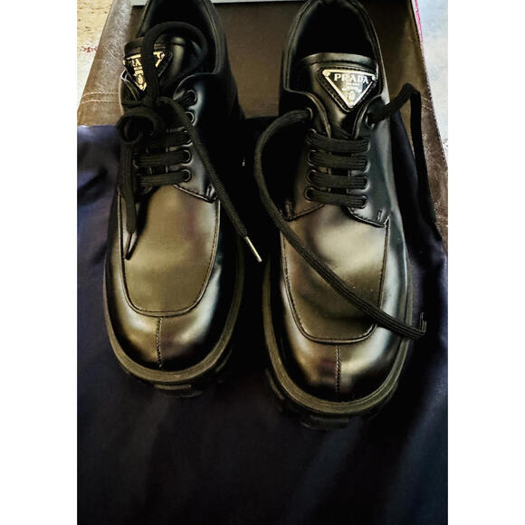 Authentic Prada Womens Monolith lace-up black brushed leather shoe; size 36.5